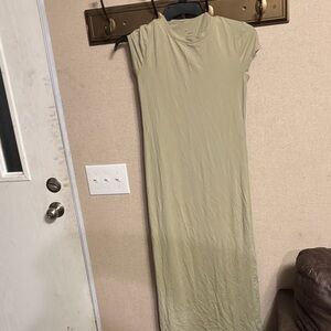 Chic Sage Green Maxi Dress